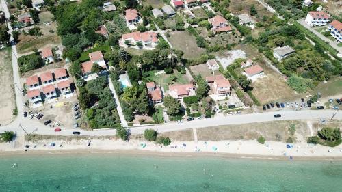 Nektarios Garenias Kipoupoli Nea Kallikrateia Chalkidiki Greece
