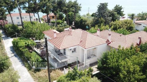 Nektarios Garenias Kipoupoli Nea Kallikrateia Chalkidiki Greece